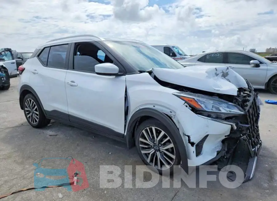 3N1CP5CV3RL495374 Photo# 4