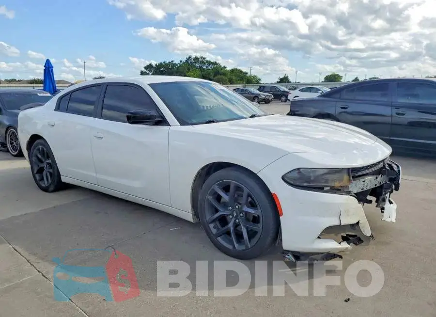 2C3CDXBG4KH732784 Photo# 4