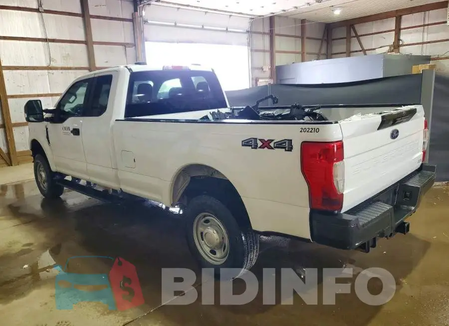 1FT7X2B67NEE49998 Photo# 2