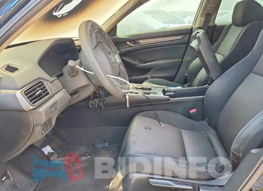 1HGCV1F13JA058184 Photo# 7
