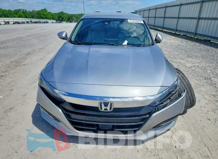 1HGCV3F12KA010950 Photo# 5