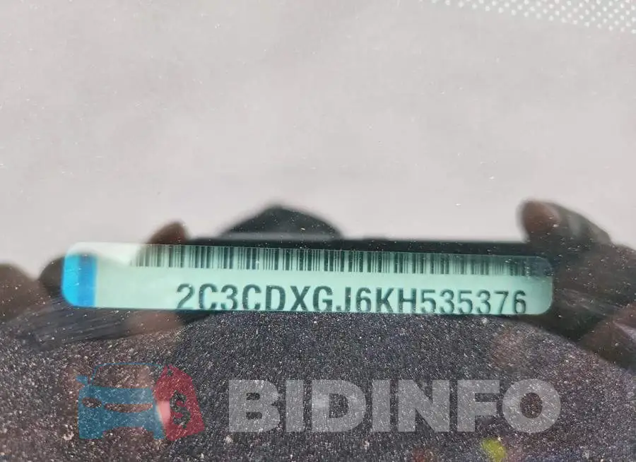 2C3CDXGJ6KH535376 Photo# 12