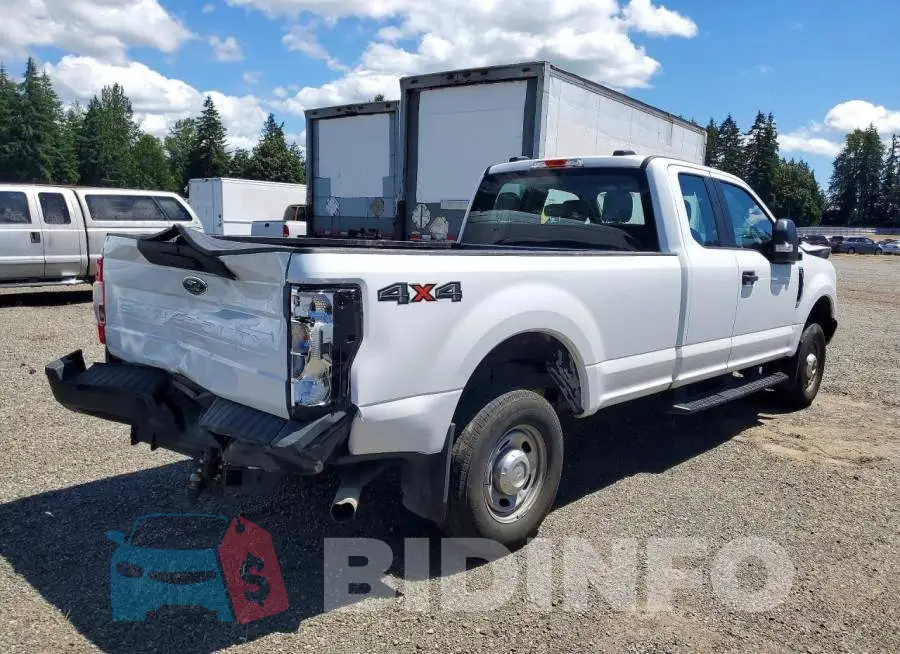 1FT7X2B67NEE88896 Photo# 3