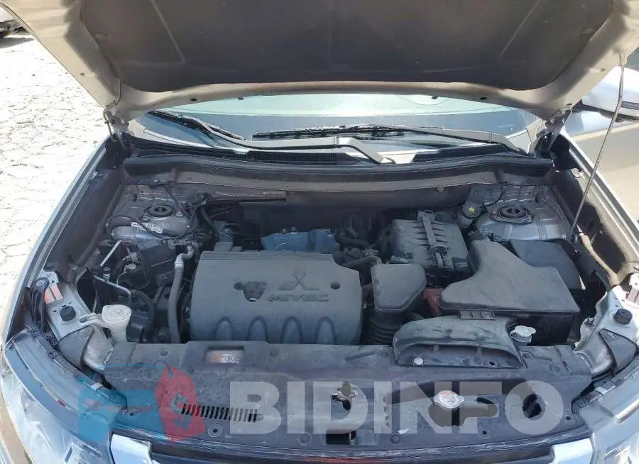 JA4AD3A34JZ065282 Photo# 12