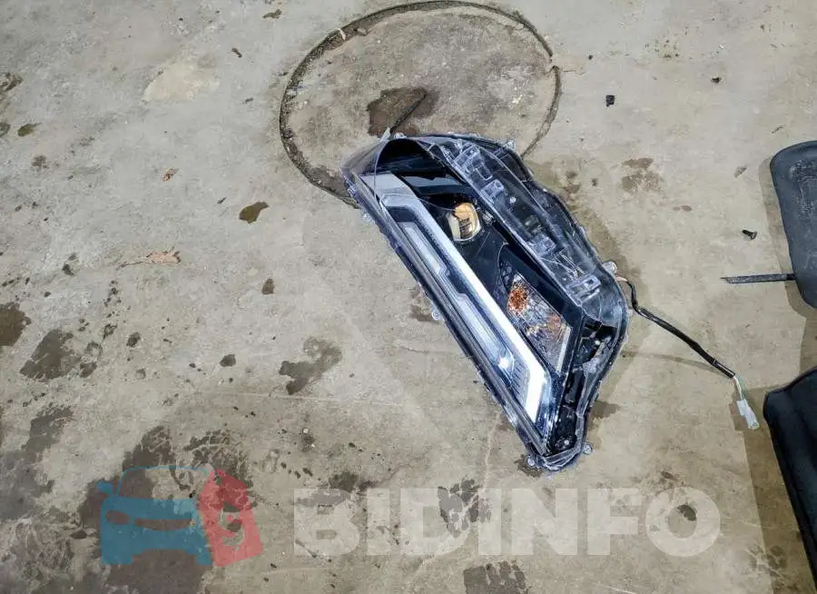 2T3G1RFV6RC464312 Photo# 13