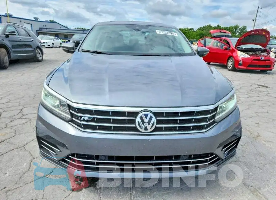 1VWMA7A36KC003564 Photo# 5