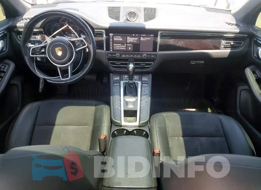 WP1AA2A55MLB01822 Photo# 8