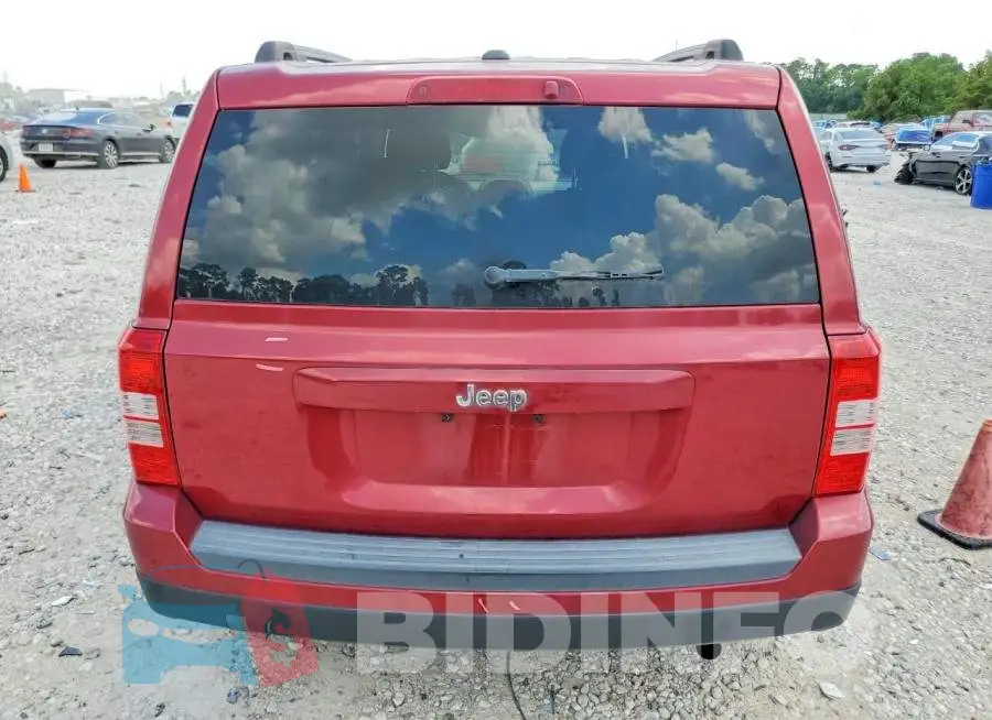 1C4NJPBB0HD171233 Photo# 6