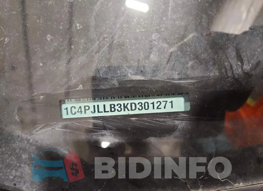 1C4PJLLB3KD301271 Photo# 13