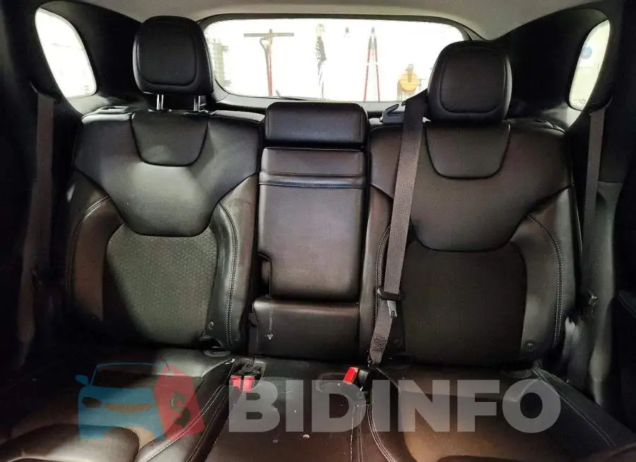 1C4PJLLB3KD301271 Photo# 10