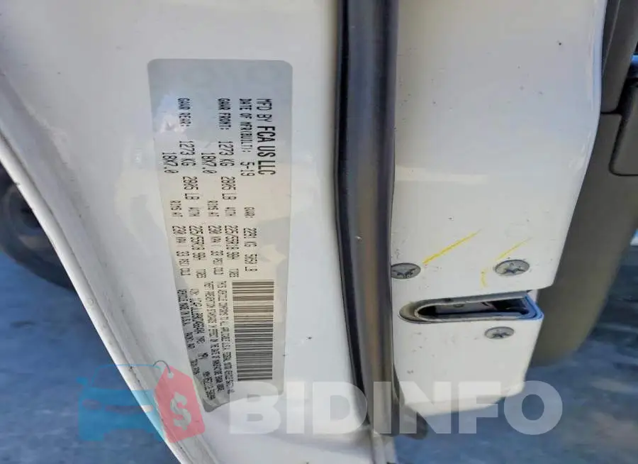 1C4PJLLB9KD466404 Photo# 12