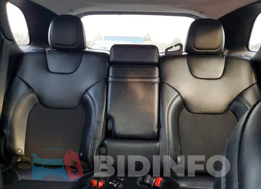 1C4PJMLB2KD126145 Photo# 10