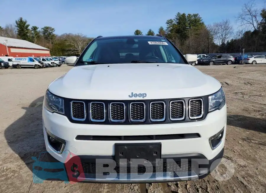 3C4NJDCB2LT239130 Photo# 5