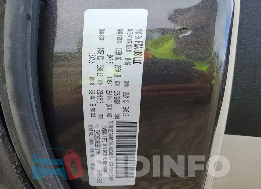 2C4RC1EGXHR538619 Photo# 13