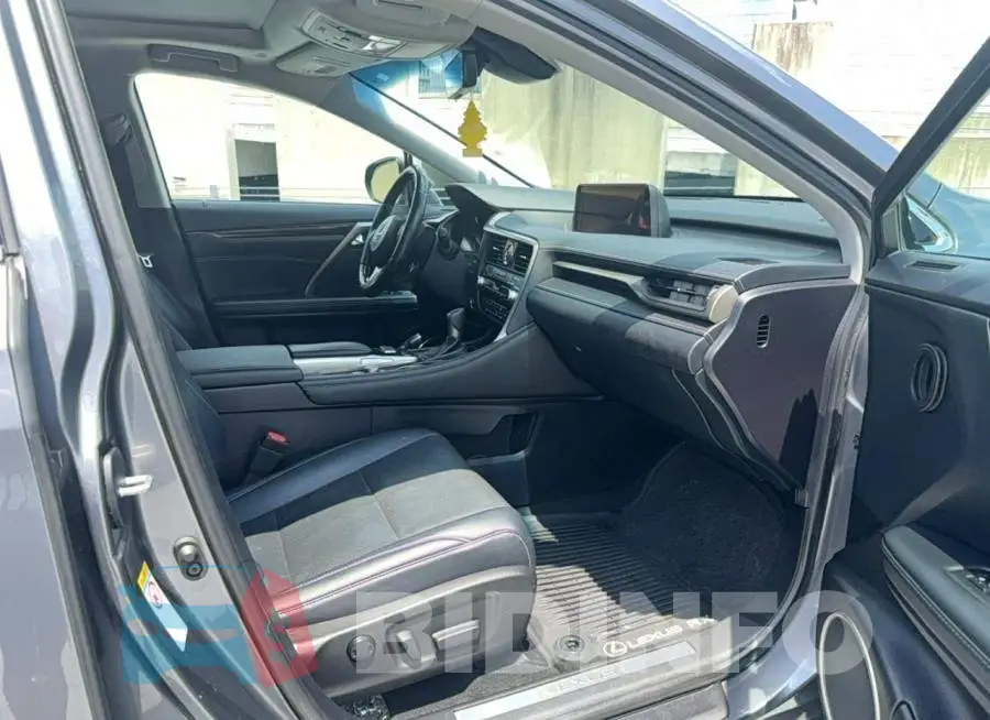 2T2ZZMCAXKC132082 Photo# 5