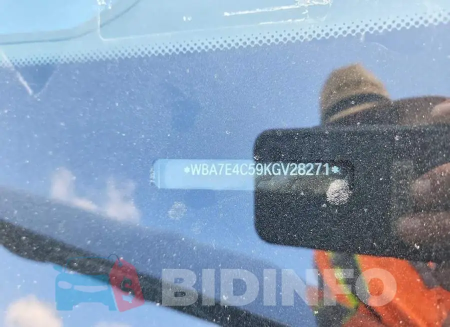 WBA7E4C59KGV28271 Photo# 12