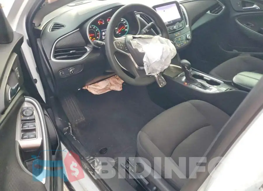 1G1ZD5ST5PF160830 Photo# 8