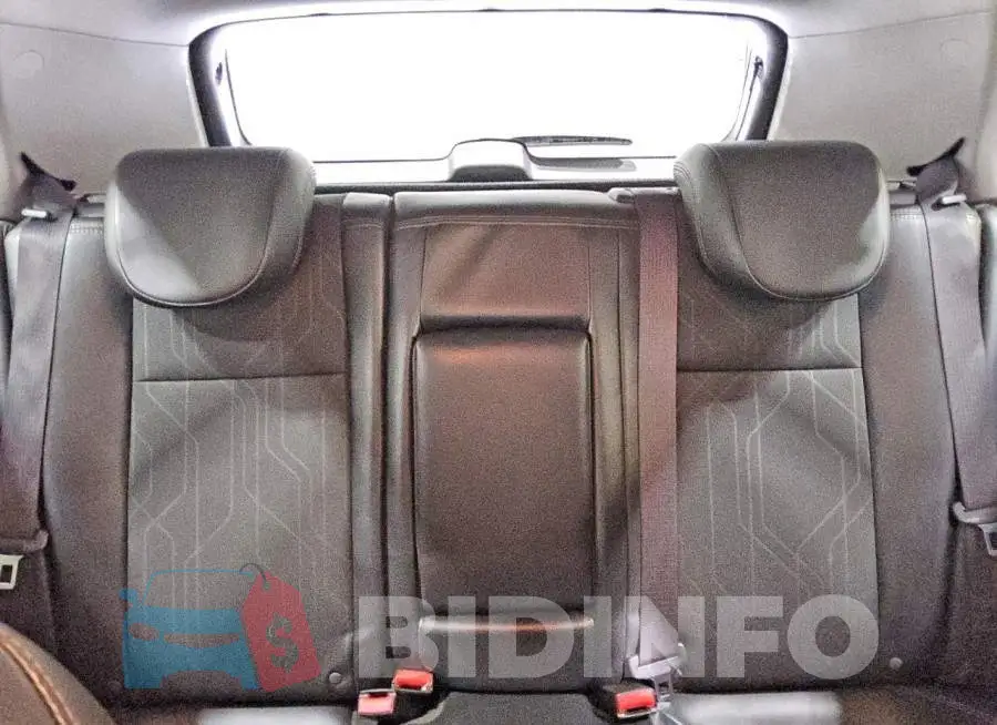 KL7CJLSB8KB761793 Photo# 10