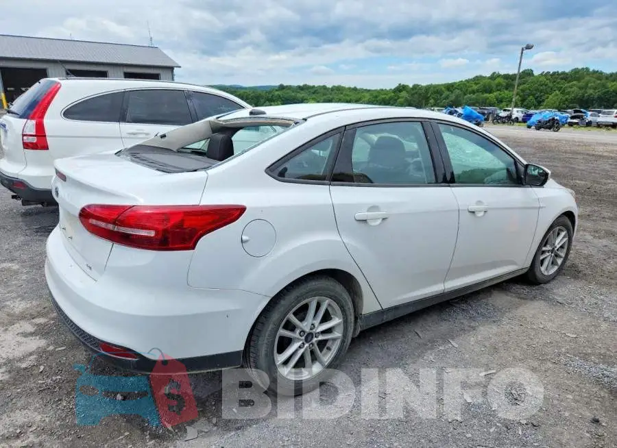 1FADP3F22HL323182 Photo# 3