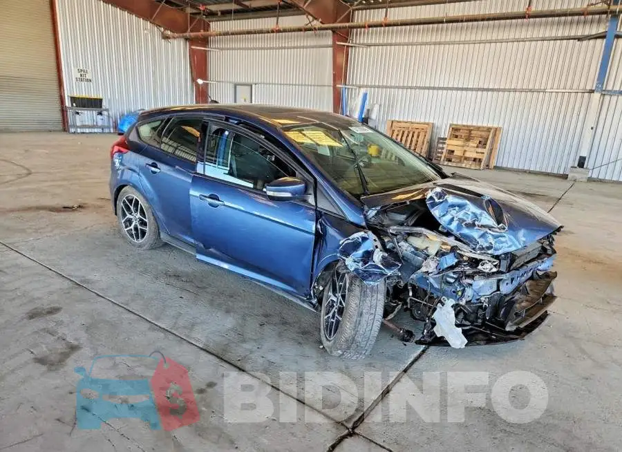 1FADP3M29JL303827 Photo# 4