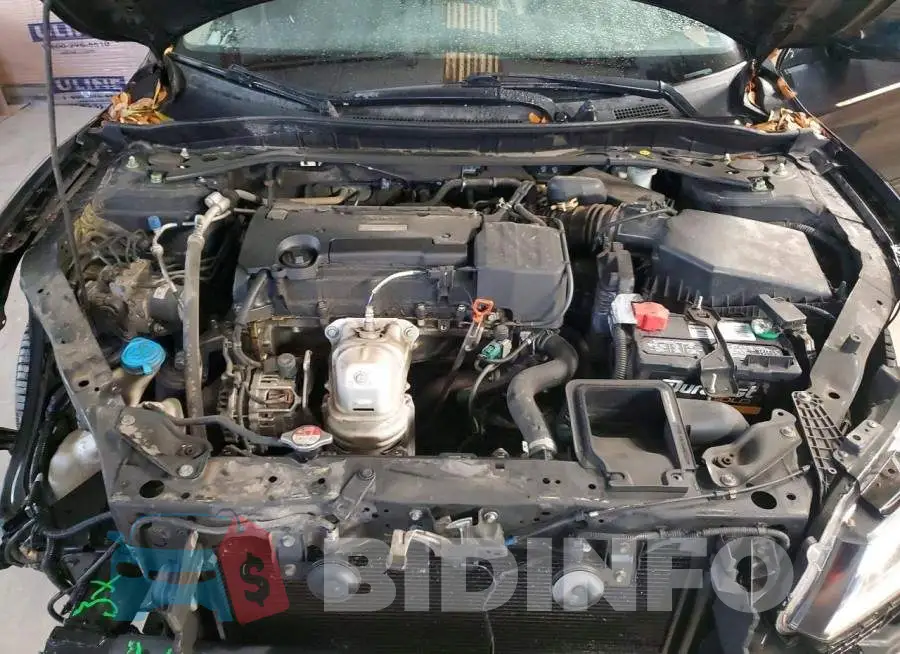 1HGCR2F98HA025448 Photo# 11