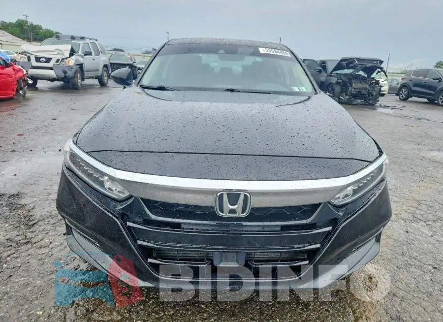1HGCV2F55JA035627 Photo# 5