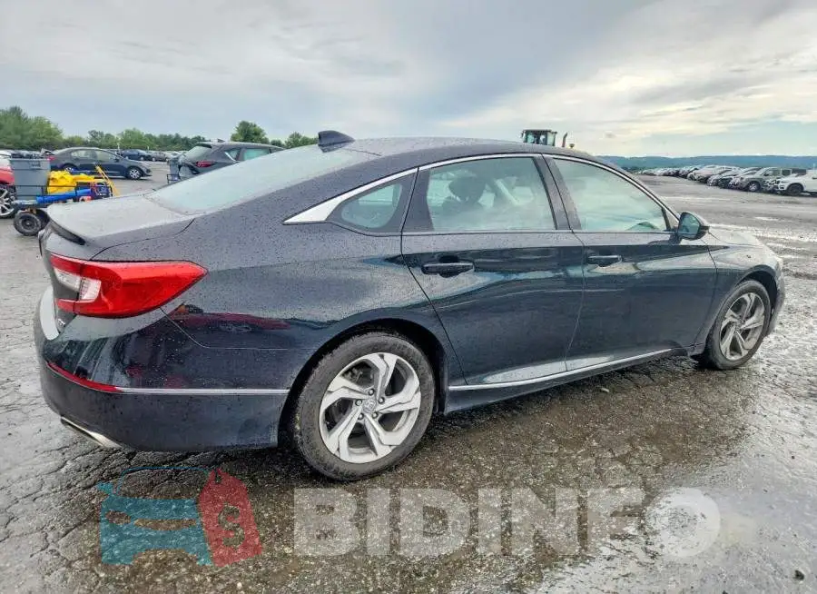 1HGCV2F55JA035627 Photo# 3