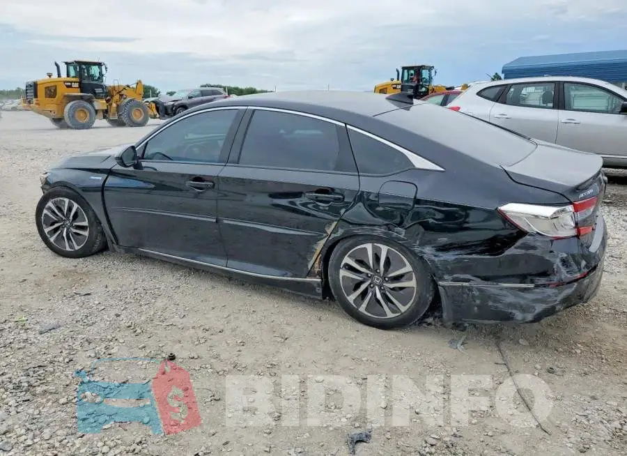 1HGCV3F56JA000150 Photo# 2