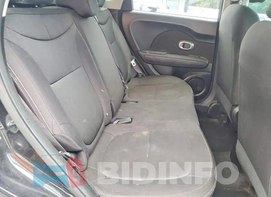 KNDJN2A28J7541176 Photo# 10
