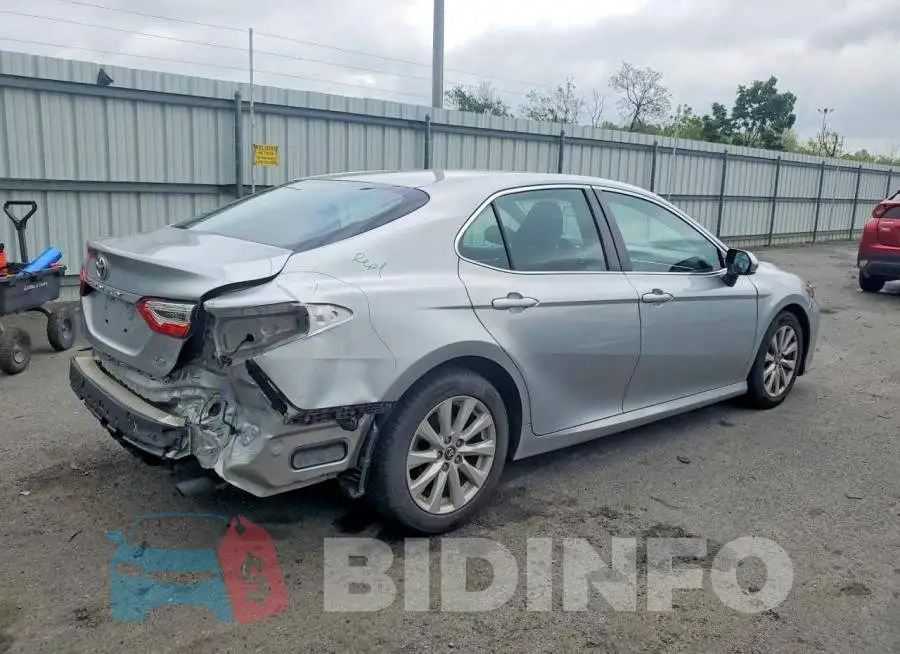 4T1B11HK2JU625040 Photo# 3