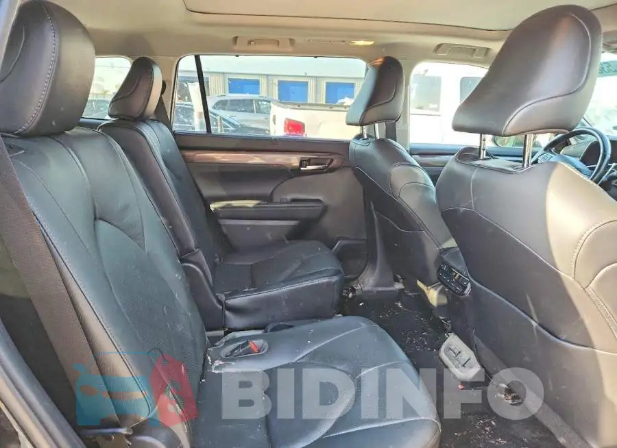 5TDEBRCHXMS017767 Photo# 11