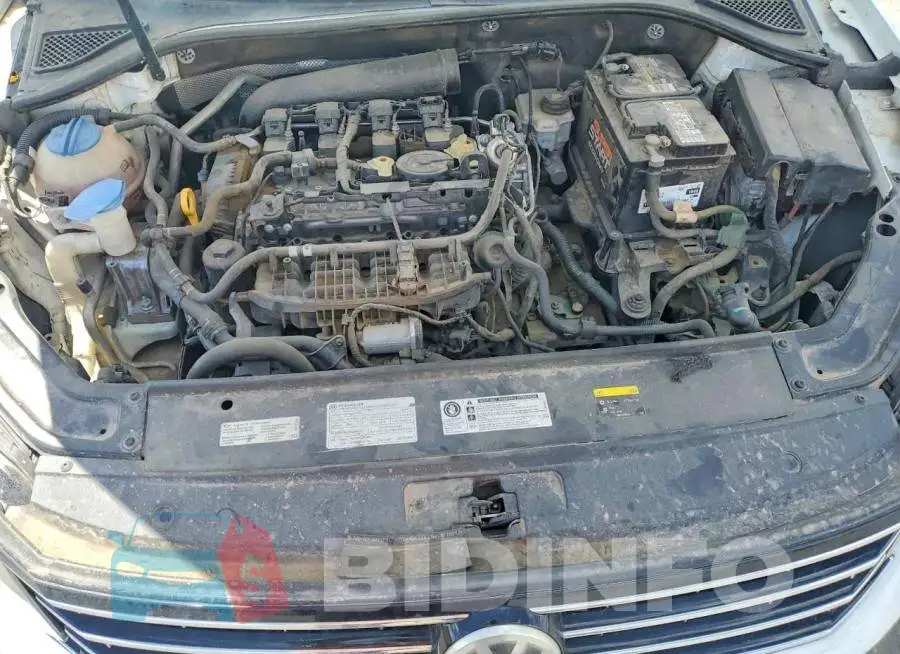 1VWBT7A3XHC072851 Photo# 11