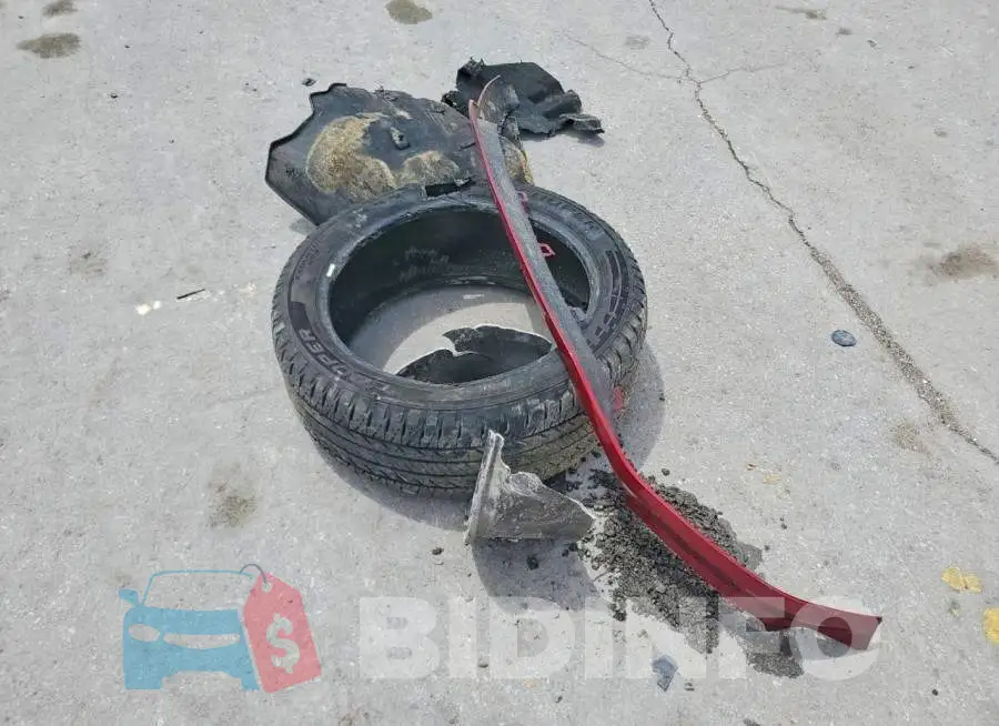 3GTU2PEJ8JG229674 Photo# 12