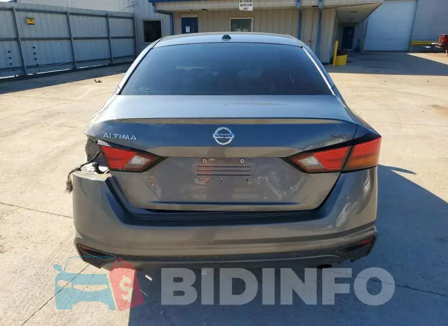 1N4BL4CV2KC139441 Photo# 6
