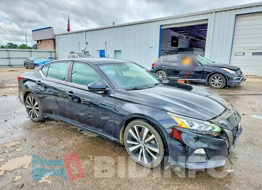 1N4BL4CV8KC169754 Photo# 4