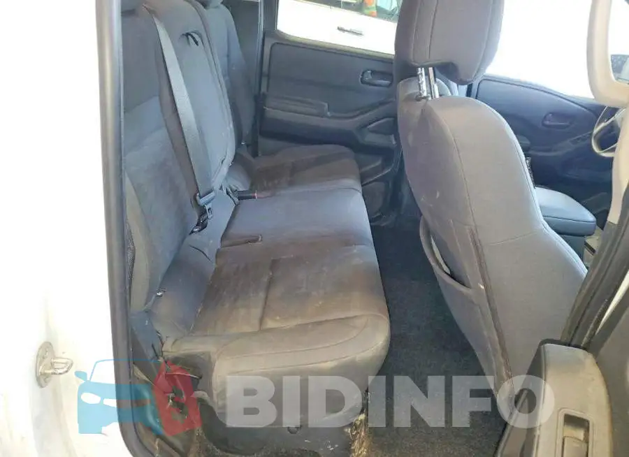 1N6ED1EK5NN652131 Photo# 10