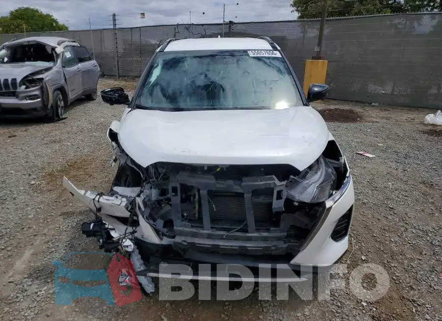 3N1CP5DV6RL526132 Photo# 5