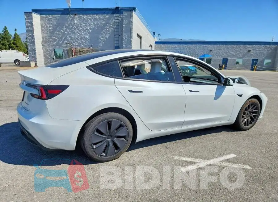 5YJ3E1EB9RF807081 Photo# 3