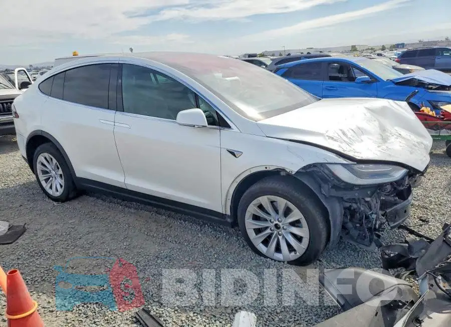 5YJXCBE27HF070152 Photo# 4