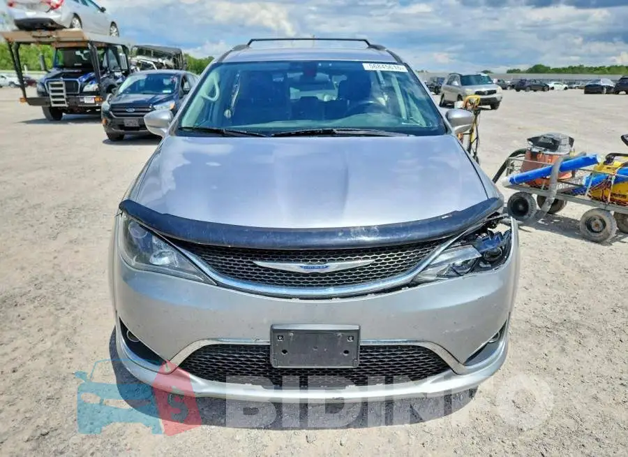 2C4RC1BG4JR356067 Photo# 5