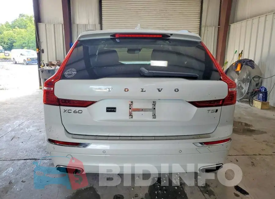 YV4102RL7M1855207 Photo# 6