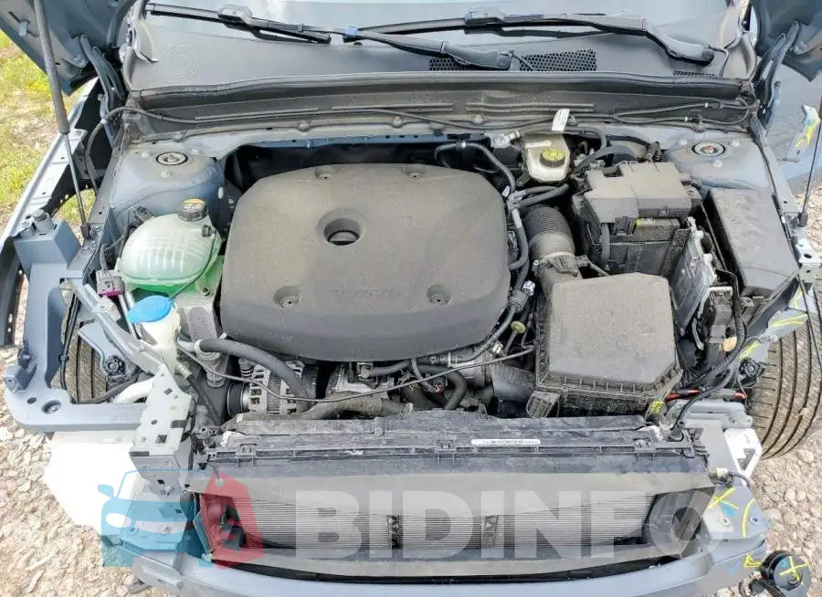 YV4162UM9N2725083 Photo# 12