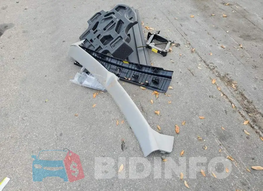 5UX53GP02T9172136 Photo# 13