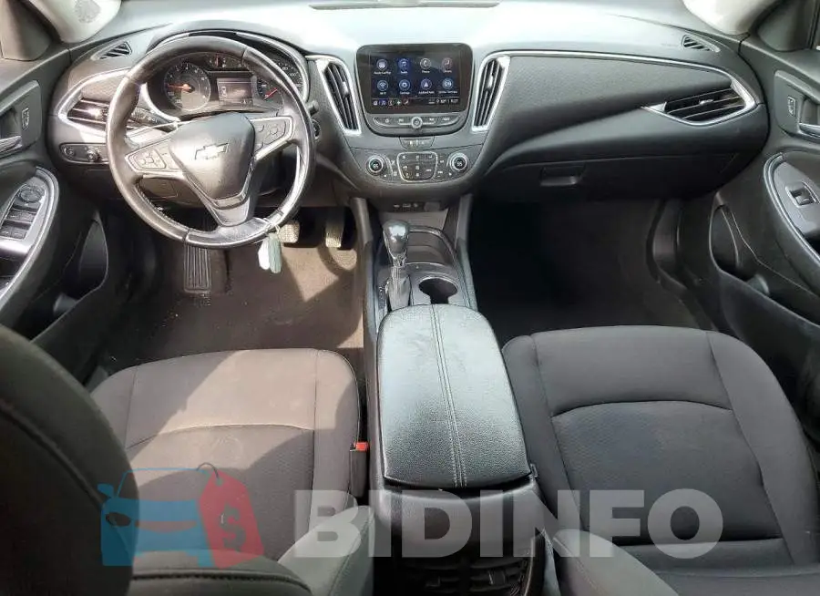 1G1ZD5ST8MF017821 Photo# 8