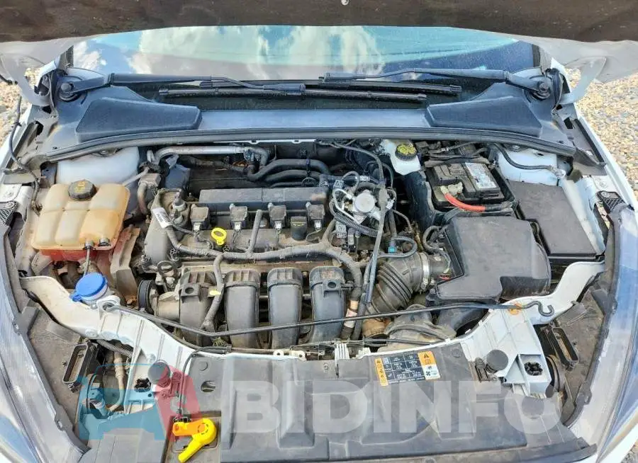 1FADP3F2XJL328913 Photo# 11