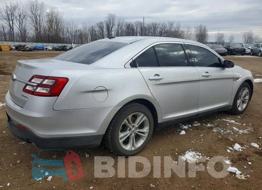 1FAHP2D89JG129797 Photo# 3