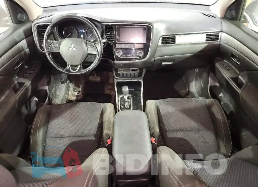 JA4AZ3A33HZ007160 Photo# 8