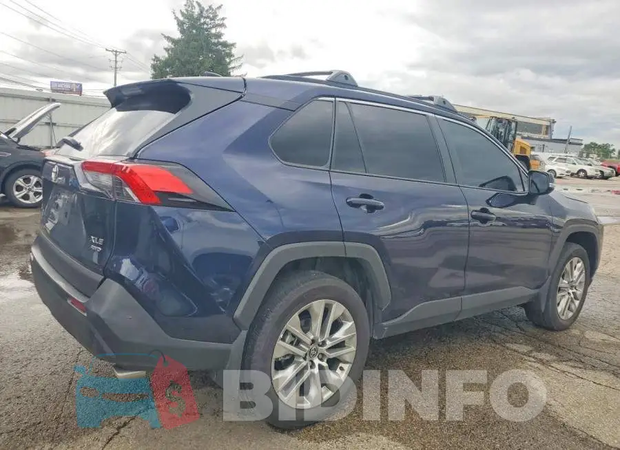 2T3A1RFV5SW627655 Photo# 3