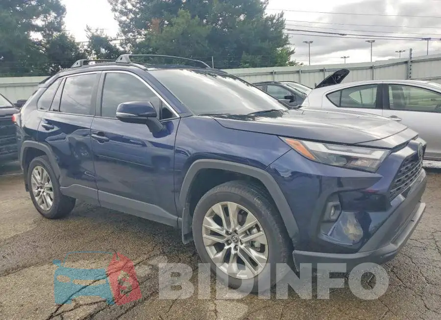 2T3A1RFV5SW627655 Photo# 4