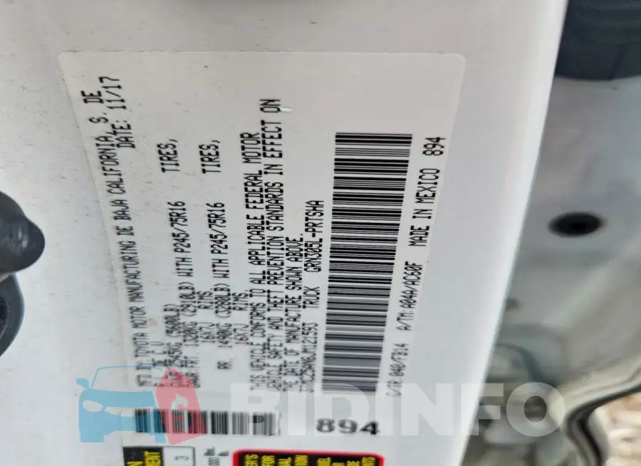 3TMCZ5AN8JM121593 Photo# 12